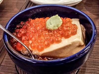 【イクラたっぷり】手作りゴマ豆腐