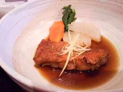 伊豆海鮮どんぶりや 河津グルメセットの金目鯛の煮付け