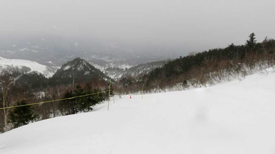 草津国際スキー場本白根ゲレンデからの眺め